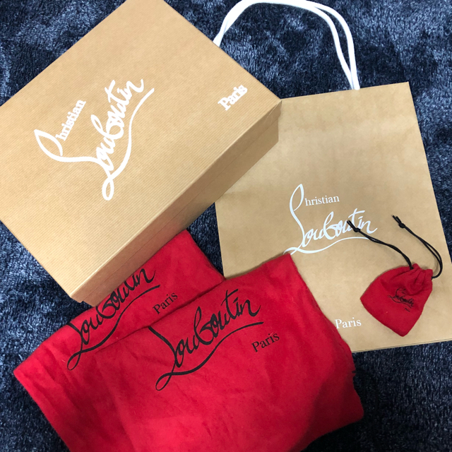 Christian Louboutin(クリスチャンルブタン)のchristian louboutin♡グリッターパンプス レディースの靴/シューズ(ハイヒール/パンプス)の商品写真