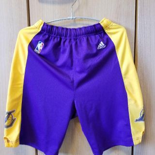 アディダス(adidas)の★aiai様専用ページ★NBA Jr.レイカーズ　レプリカ バスパン (バスケットボール)