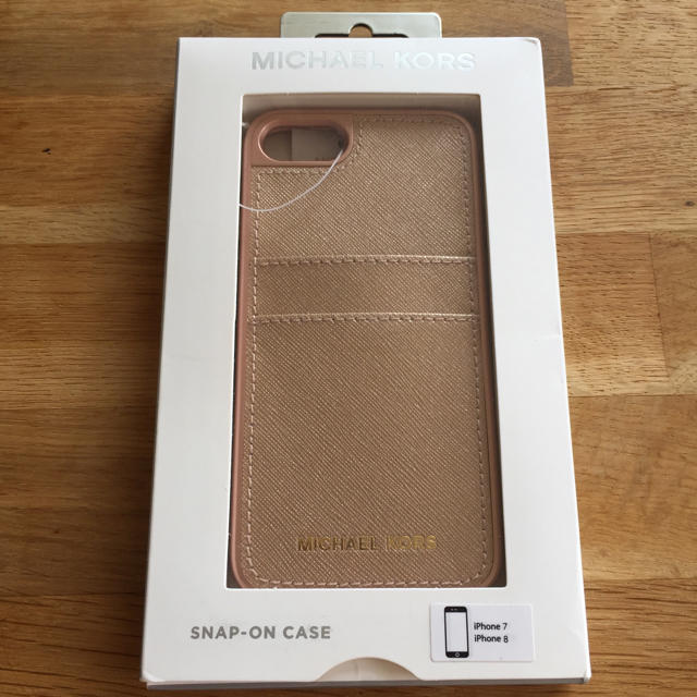 Michael Kors(マイケルコース)のMICHAEL KORS iPhone 7/8 ケース カードポケット付 ローズ スマホ/家電/カメラのスマホアクセサリー(iPhoneケース)の商品写真