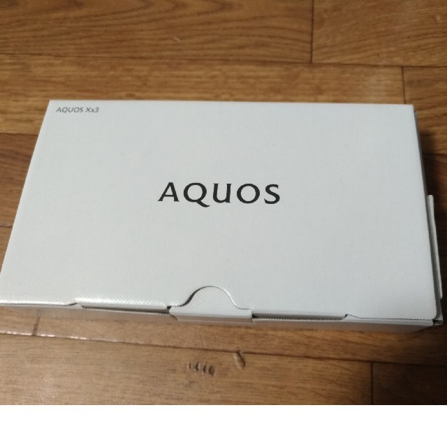 SIMロック解除済み　AQUOS Xx3 ホワイト