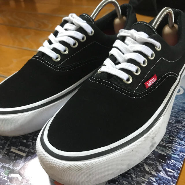 VANS(ヴァンズ)のVANS バンズ ERA エラ PRO ブラック 26.5 メンズの靴/シューズ(スニーカー)の商品写真