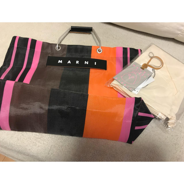 Marni(マルニ)のMARNI 伊勢丹限定カラー レディースのバッグ(トートバッグ)の商品写真