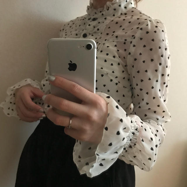 Lochie(ロキエ)の♥柄  vintage blouse   レディースのトップス(シャツ/ブラウス(長袖/七分))の商品写真