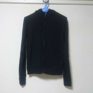 ユニクロ(UNIQLO)のユニクロ S 黒パーカー(パーカー)