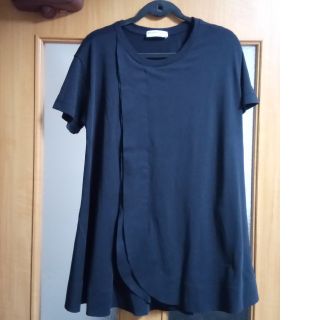 バレンシアガ(Balenciaga)のBALENCIAGA バレンシアガ Aライントップス 美品(カットソー(半袖/袖なし))