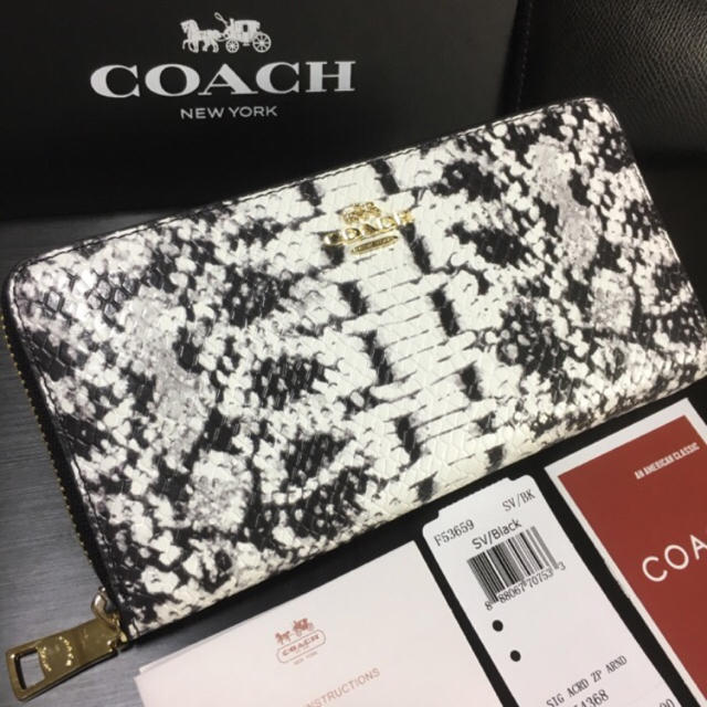 COACH - 限定セール❣️新品コーチ長財布F53659ホワイト エンボスド