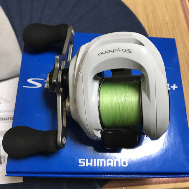 SHIMANO(シマノ)のSHIMANO ステファーノCI4+ 201（左巻き） スポーツ/アウトドアのフィッシング(リール)の商品写真