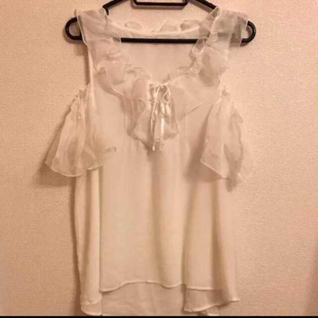 mon Lily(モンリリィ)のmonlily 袖リボンTシャツ レディースのトップス(Tシャツ(半袖/袖なし))の商品写真