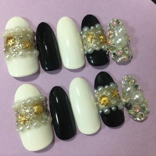 白 黒 ヒトデ シェル ネイル 白 黒 ヒトデ シェル ネイル