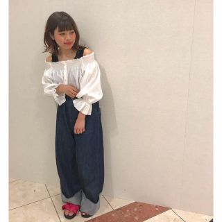 ダブルクローゼット(w closet)のwcloset ストッキング刺繍入りブラウス(シャツ/ブラウス(長袖/七分))