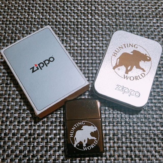 ZIPPO(ジッポー)のたーちゃ様専用«ZIPPO»ハンティングワールド ジッポー メンズのファッション小物(タバコグッズ)の商品写真