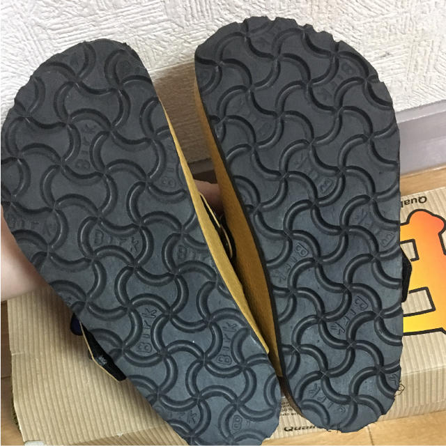 BIRKENSTOCK(ビルケンシュトック)のBirki 子供 サボサンダル キッズ/ベビー/マタニティのキッズ靴/シューズ(15cm~)(サンダル)の商品写真