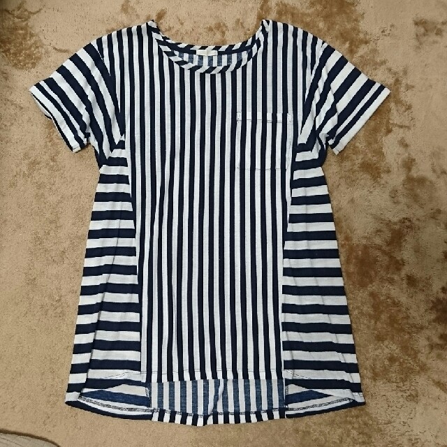 GU(ジーユー)のジーユー Tシャツ レディースのトップス(Tシャツ(半袖/袖なし))の商品写真