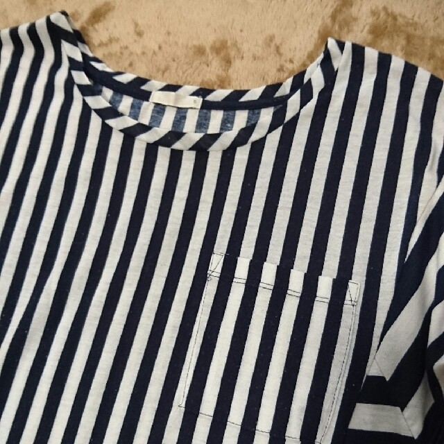 GU(ジーユー)のジーユー Tシャツ レディースのトップス(Tシャツ(半袖/袖なし))の商品写真