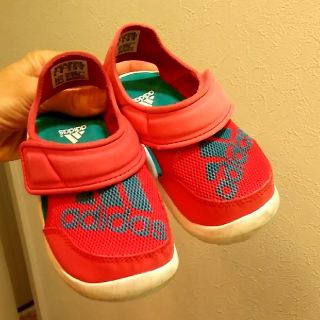 アディダス(adidas)のアディダス☆キッズサンダル　スニーカー(サンダル)