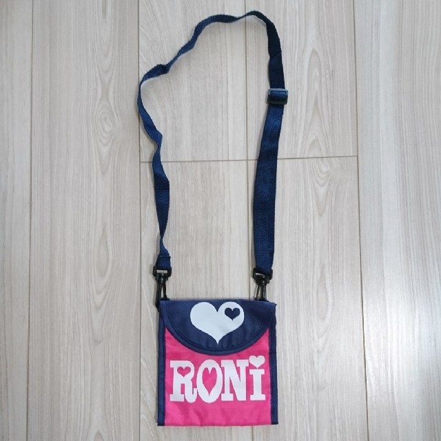 RONI(ロニィ)の《RONI》多収納ポシェット キッズ/ベビー/マタニティのこども用バッグ(ポシェット)の商品写真