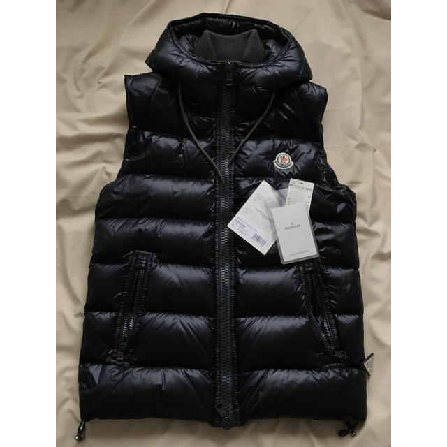小物などお買い得な福袋 MONCLER - MONCLER ダウンベスト BARTHOLOME