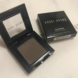 ボビイブラウン(BOBBI BROWN)のボビーブラウン パウダーアイシャドウ アイシャドー アイメイク ラメなし 茶(アイシャドウ)