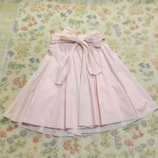 ジルスチュアート(JILLSTUART)の［値下げ］ジルスチュアート リボン付きスカート(ひざ丈スカート)