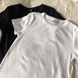 ユニクロ(UNIQLO)のユニクロ Tシャツ2枚セット 新品、未使用 (Tシャツ(半袖/袖なし))