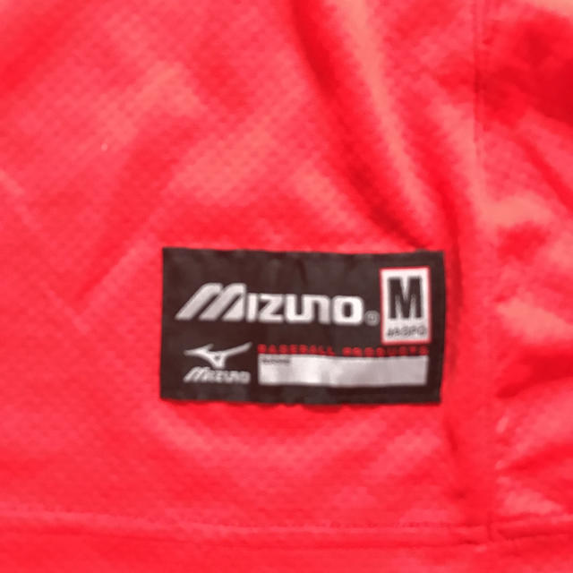 MIZUNO(ミズノ)のto-chan様専用  野球ミズノ  アンダーシャツ赤 チケットのスポーツ(野球)の商品写真
