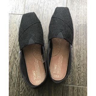 トムズ(TOMS)のTOMS  トムズ  新作 ローファーシューズ  黒／イエナ、シップス、ビームス(スリッポン/モカシン)