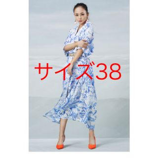 エイチアンドエム(H&M)の安室奈美恵 h&m コラボ ワンピース サイズ38(ロングワンピース/マキシワンピース)