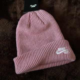 ナイキ(NIKE)のNIKE ニット帽 ピンク(ニット帽/ビーニー)