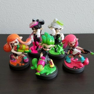 ニンテンドウ(任天堂)の【猫宮@プロフ必読様専用】スプラトゥーン amiibo 5体セット(その他)