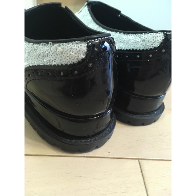 sacai(サカイ)のsacai スパンコールシューズ レディースの靴/シューズ(ローファー/革靴)の商品写真