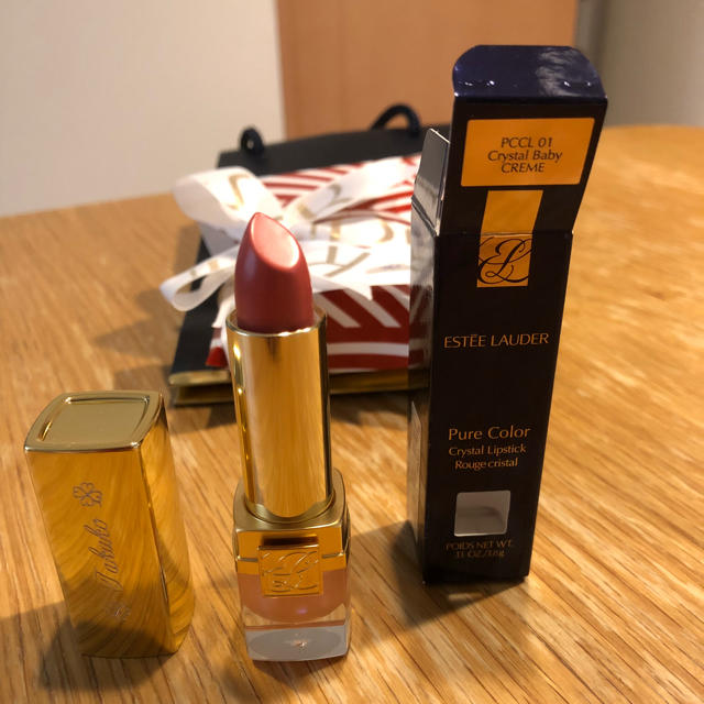 Estee Lauder(エスティローダー)の【新品未使用】エスティーローダー口紅 コスメ/美容のベースメイク/化粧品(口紅)の商品写真