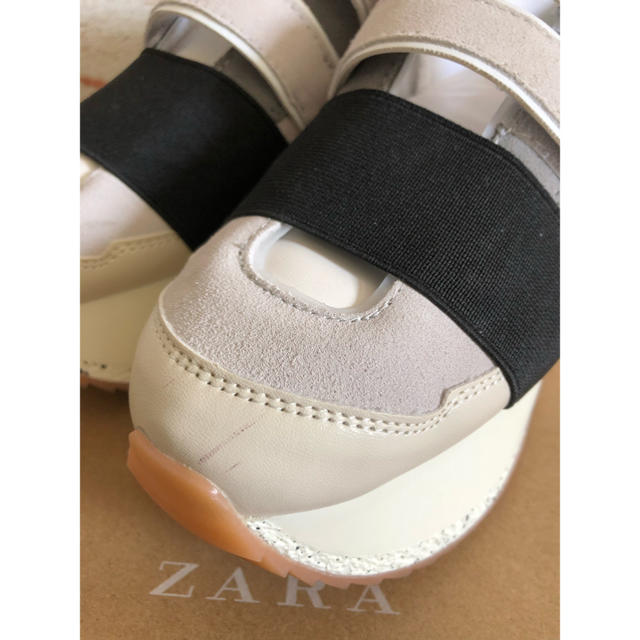 ZARA(ザラ)のZARA♡スニーカー レディースの靴/シューズ(スニーカー)の商品写真