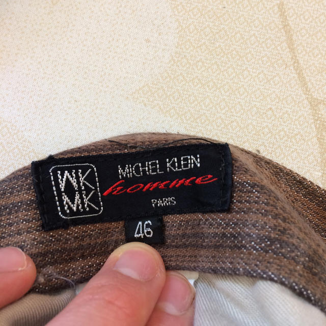 MK MICHEL KLEIN homme(エムケーミッシェルクランオム)の新品未使用 MK茶メンズジーンズ メンズのパンツ(デニム/ジーンズ)の商品写真