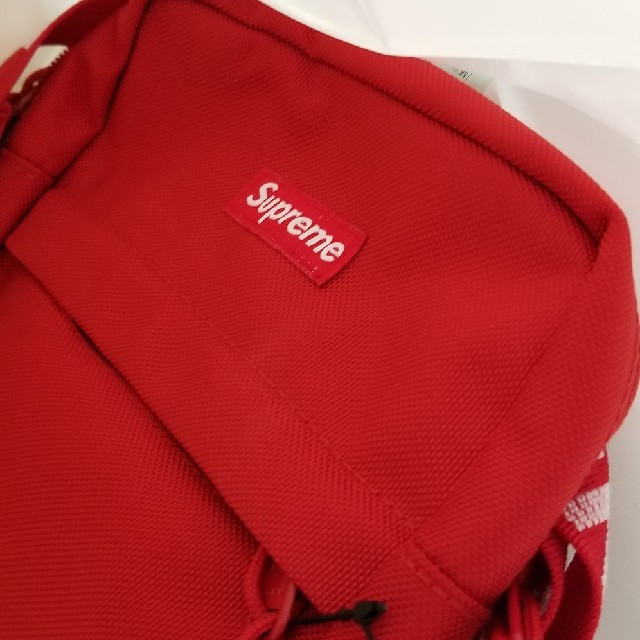 supreme ショルダーバック　赤