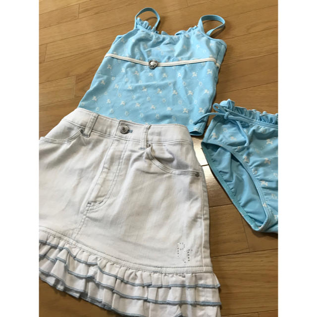 pom ponette(ポンポネット)の水着  ポンポネット  １４０  美品 キッズ/ベビー/マタニティのキッズ服女の子用(90cm~)(水着)の商品写真