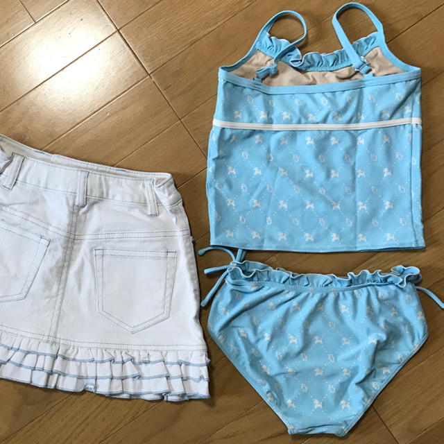 pom ponette(ポンポネット)の水着  ポンポネット  １４０  美品 キッズ/ベビー/マタニティのキッズ服女の子用(90cm~)(水着)の商品写真