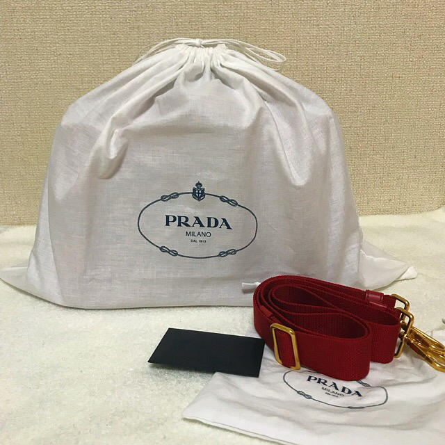 PRADA CANAPA ROSSO プラダ カナパ 赤 Sサイズ 本物正規品