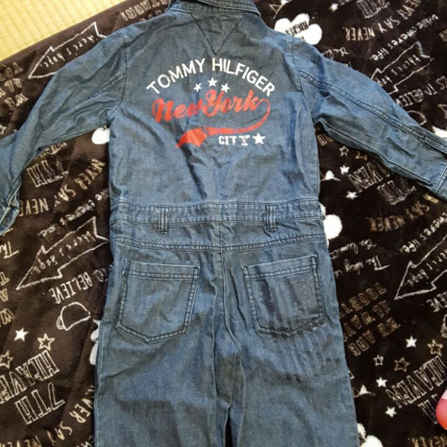 TOMMY HILFIGER(トミーヒルフィガー)のTOMMY つなぎ　110センチ キッズ/ベビー/マタニティのキッズ服男の子用(90cm~)(その他)の商品写真