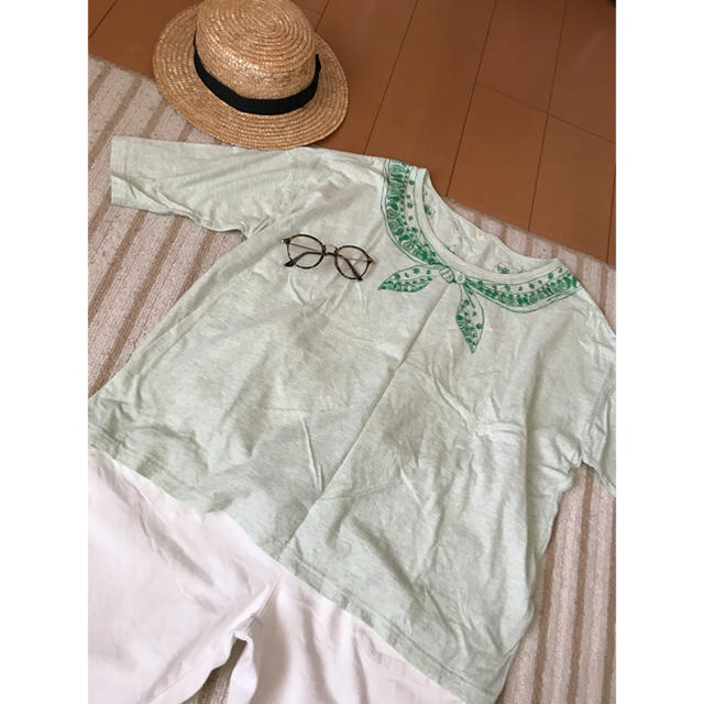 ベルメゾン(ベルメゾン)のベルメゾン Tシャツ チュニック バンダナ 刺繍 レディースのトップス(チュニック)の商品写真