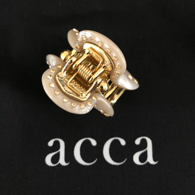 acca(アッカ)のアッカ acca 小クリップ 美品 レディースのヘアアクセサリー(バレッタ/ヘアクリップ)の商品写真