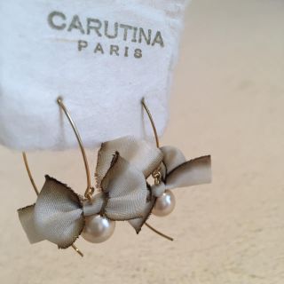 オペーク(OPAQUE)のCARUTINA リボンピアス(ピアス)