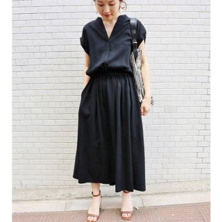 イエナ(IENA)の新品⭐️IENA スキッパーシャツワンピース(ロングワンピース/マキシワンピース)