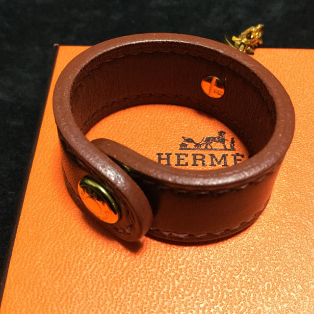 Hermes - エルメス☆HERMES ☆スカーフリング☆アクセサリー☆革☆レザー☆新品の通販 by タイトロープハッピー｜エルメスならラクマ