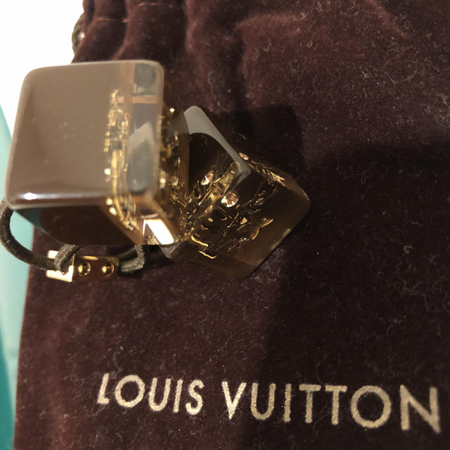 LOUIS VUITTON(ルイヴィトン)のルイヴィトン ヘアゴム ルイヴィトン ヘアアクセサリー レディースのファッション小物(財布)の商品写真