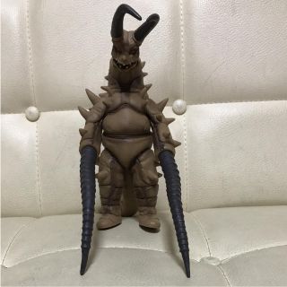 バンダイ(BANDAI)のウルトラマン ソフビ  ウルトラマン怪獣シリーズ12 グドン 中古(特撮)