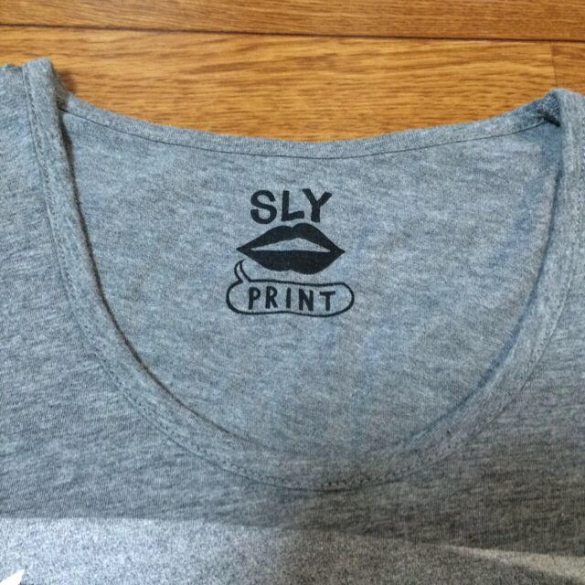 SLY(スライ)の値下げ♡SLY♡長袖Tシャツ♡可愛いい♡ レディースのトップス(Tシャツ(長袖/七分))の商品写真