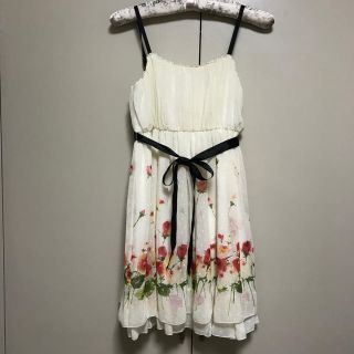 レストローズ(L'EST ROSE)のもえさま専用(7日まで)♡レストローズ  花柄シフォンキャミワンピース(ひざ丈ワンピース)