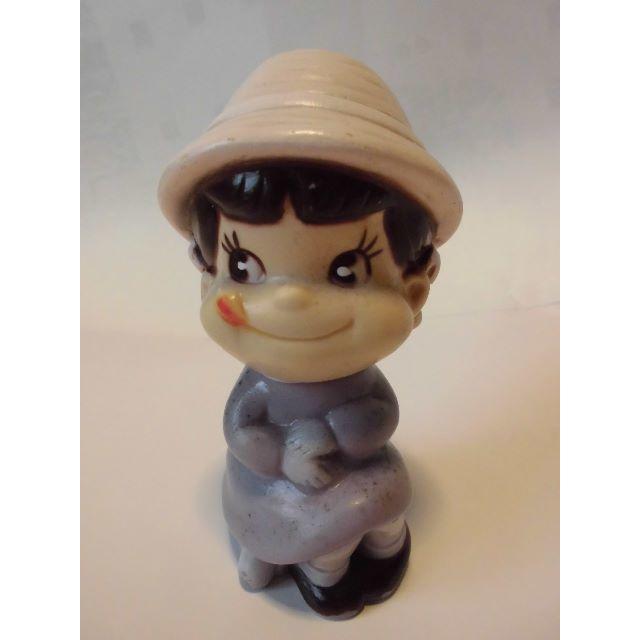 昭和レトロ　非売品　不二家 お座り ペコちゃん  ソフビ 人形