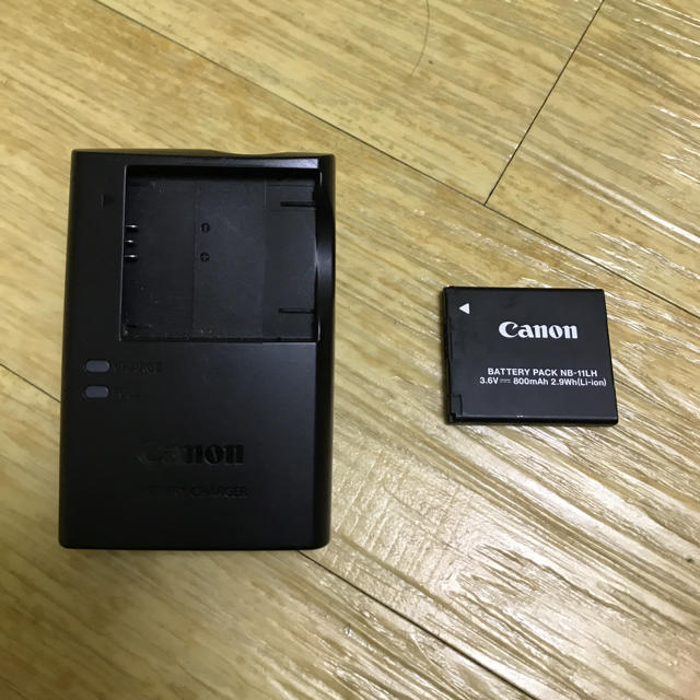 Canon - キャノン製デジカメ用バッテリー&充電器の通販 by ココノカドー's shop｜キヤノンならラクマ