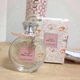 ジルスチュアート(JILLSTUART)のJILL ホワイトフローラル コロン(香水(女性用))